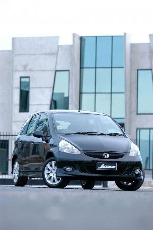 Honda Jazz VTi-S 2004 года